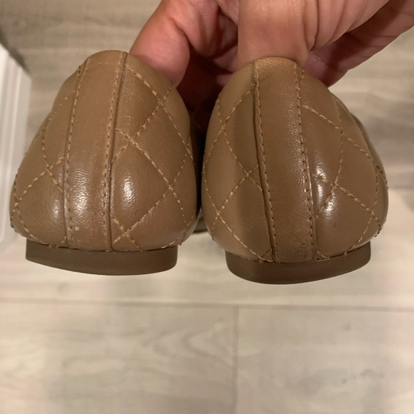Tory Burch flats SZ 7.5 - Picture 6 of 7